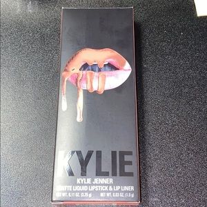 Kylie lip kit